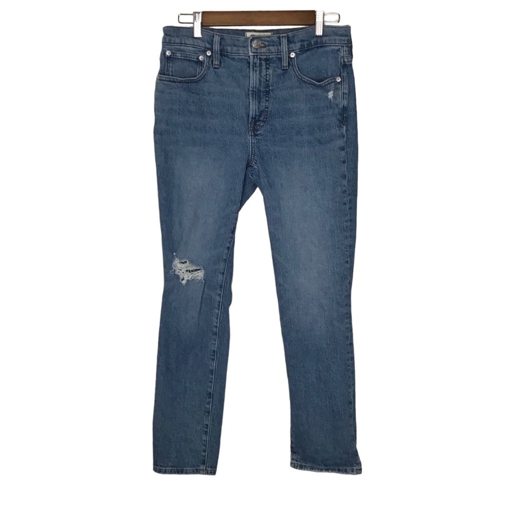 Madewell The Mid-Rise Perfect Vintage Jean in Ainsdale Wash: Knee-Rip Edition.